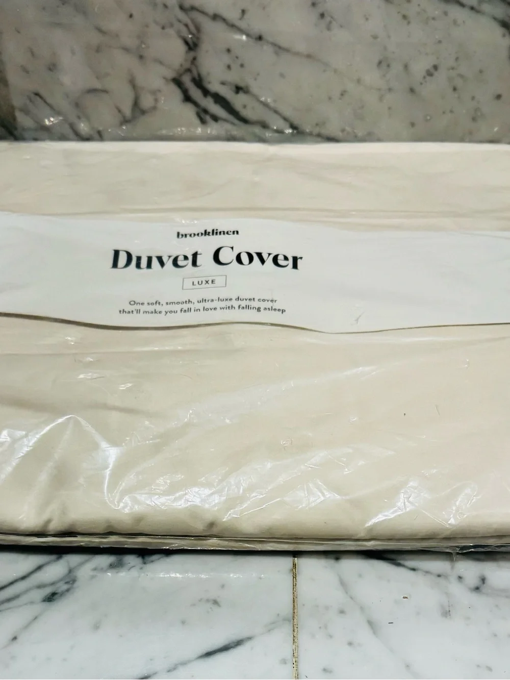 Brooklinen Luxe Duvet Cover in Cream